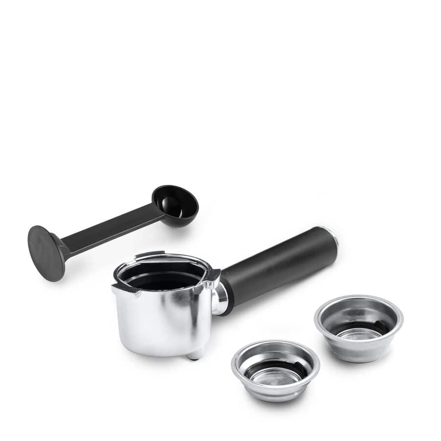 De’Longhi Dedica EC685.BK filter holder, filters and spoon tamper