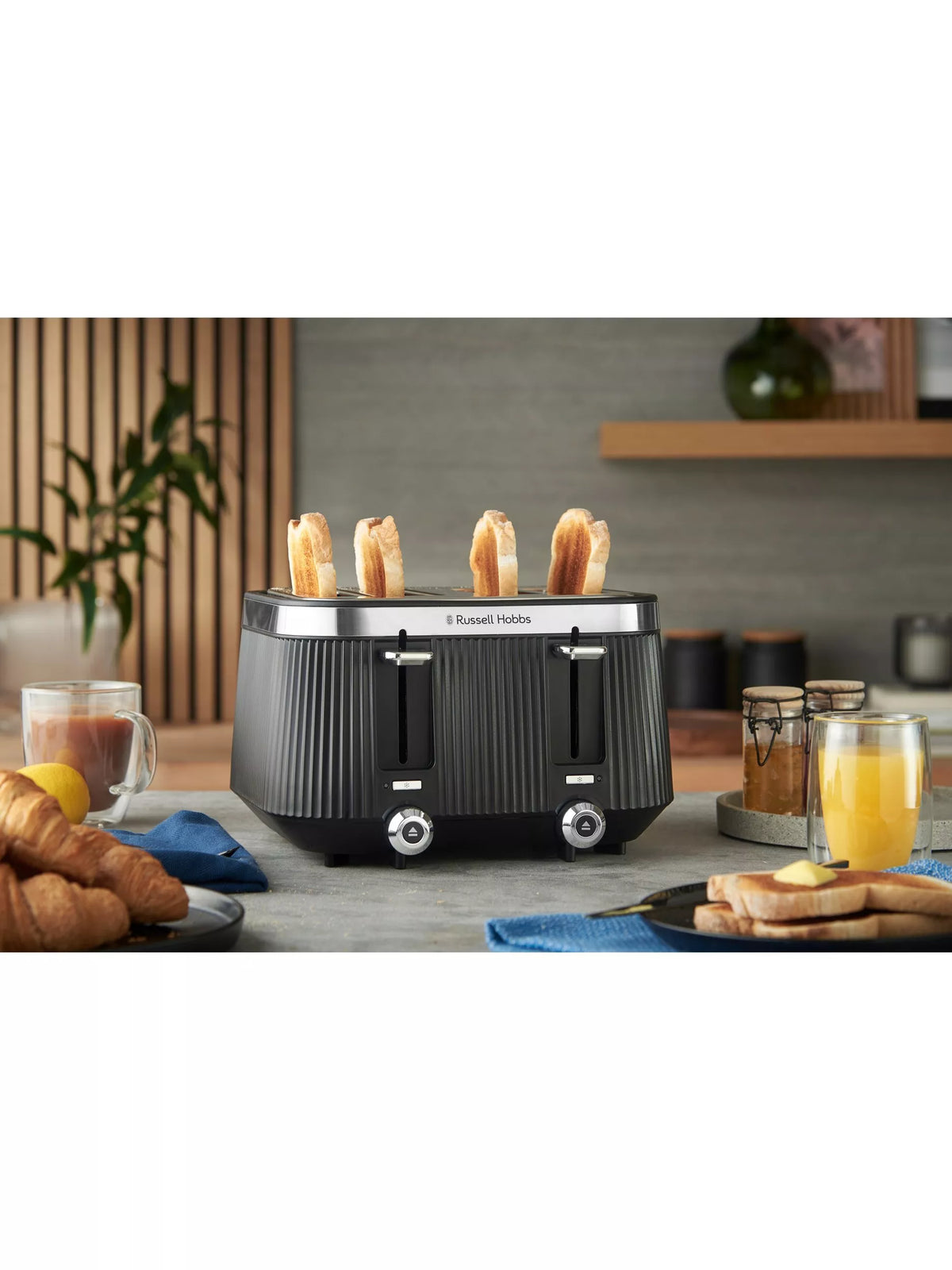 Russell Hobbs Brontë 4 Slice Toaster, Black – view 2